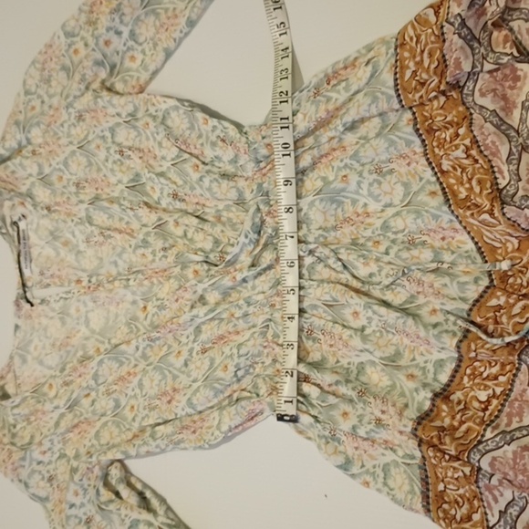 Faithful The Brand Blue Tan Floral Print Open Back V Neck Romper A17 - Picture 3 of 6